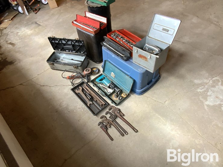 torque-wrench,-saw,-grinder-&-tools-image-1