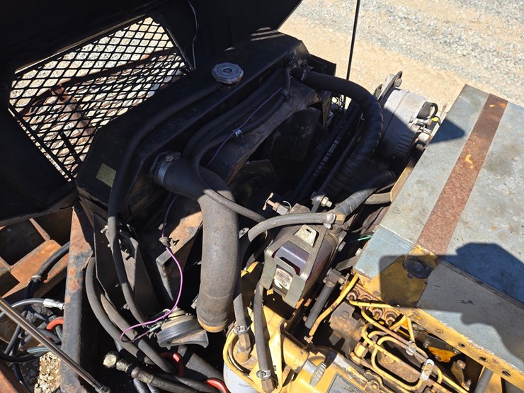 caterpillar-3208-image-60