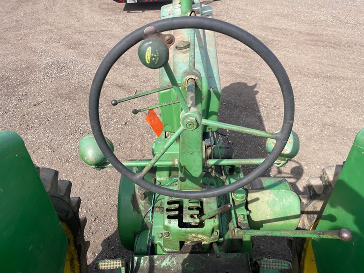 john-deere-b-image-17