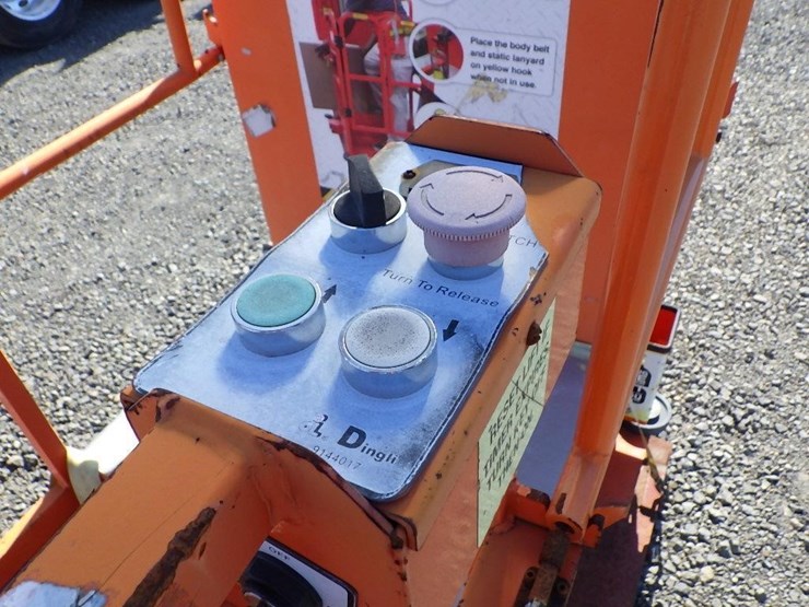 2015-ballymore-ps-140h-man-lift-image-14