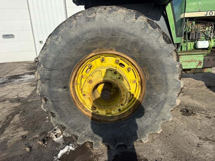 1979-john-deere-4840-image-55