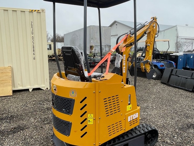 #3248-•-2026-ats-rt15r-mini-excavator-image-3