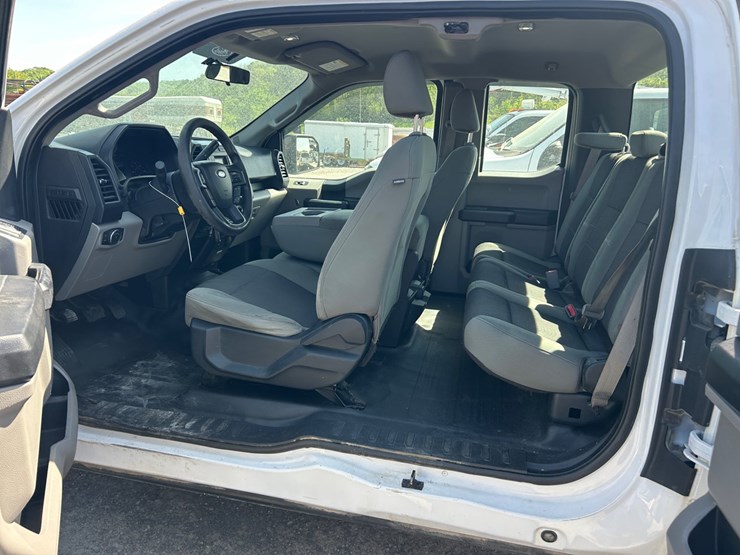 2016-ford-f150-image-9