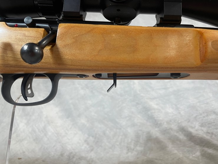 #1268-•-savage-93-fv,-22-wmr-bolt-action-rifle,-sn:-2121001,-(neenah,-wi)-image-21