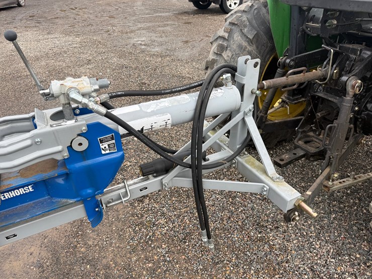 john-deere-4120-image-22