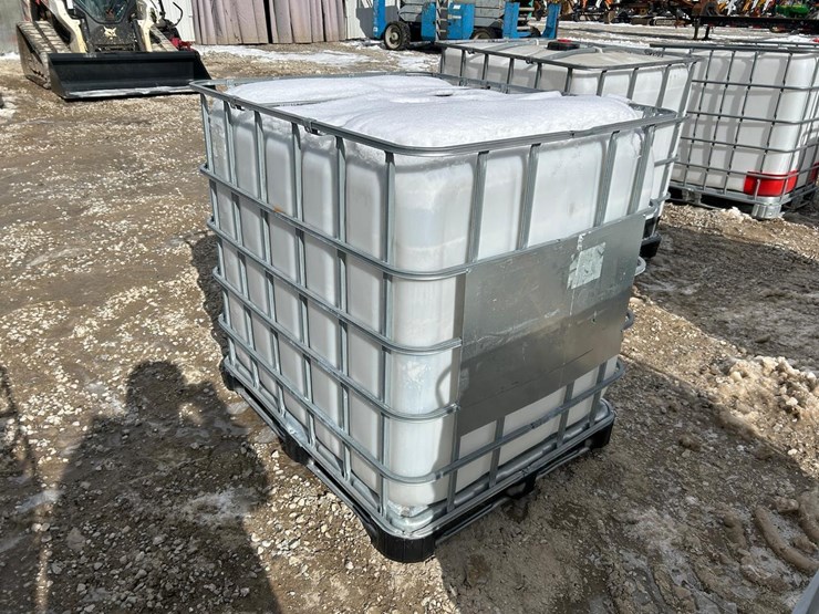 water-tank-tote-image-3