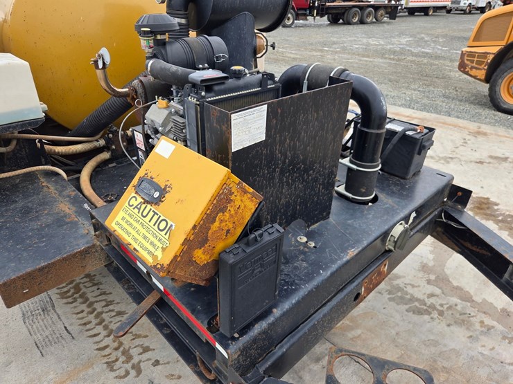 2019-massey-ferguson-8-image-11