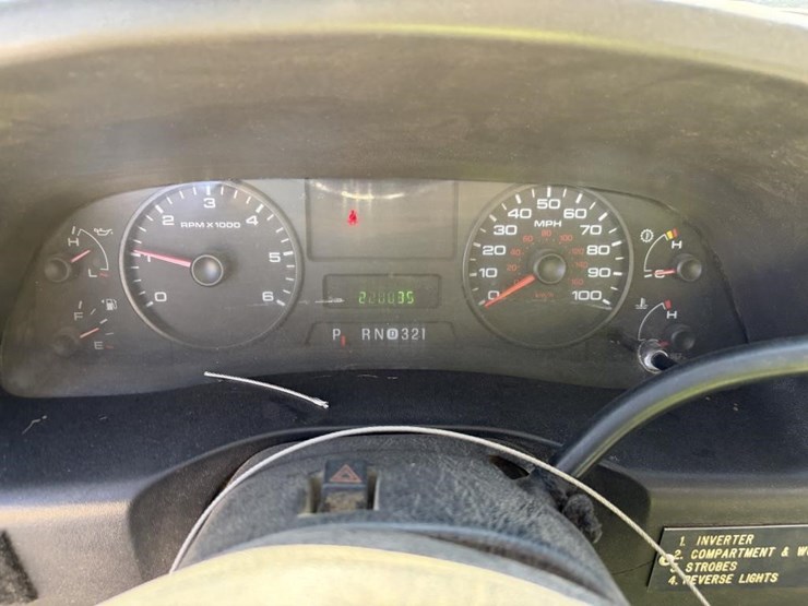 2006-ford-f450-image-16