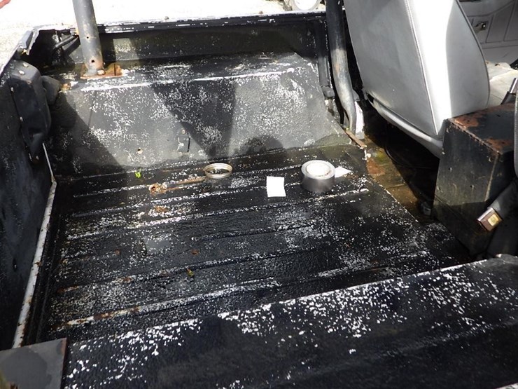 1992-jeep-wrangler-image-9