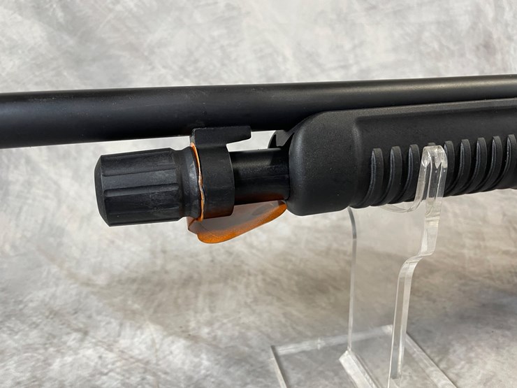 #4096-•-hatfield-home-defense-,-12-ga.-pump-action-shotgun,-sn:-12p21-007824,-(neenah,-wi)-image-15