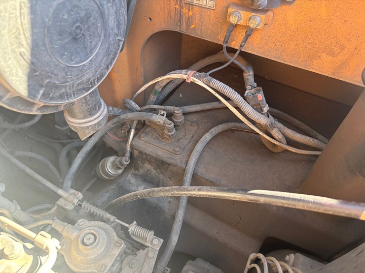 2011-case-sr220-image-28