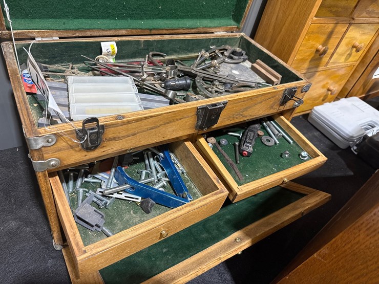 #717-•-wooden-tool-box-image-3