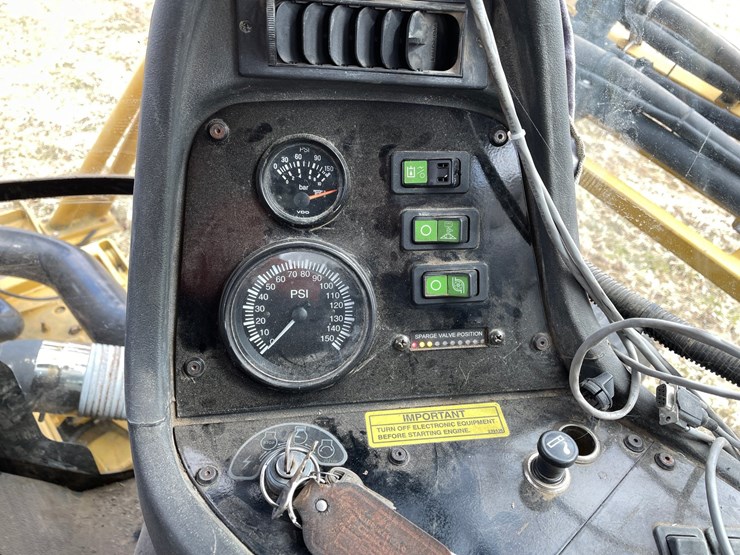 #5514-•-agco-rogator-u1264c-ag-chem-sprayer-image-48