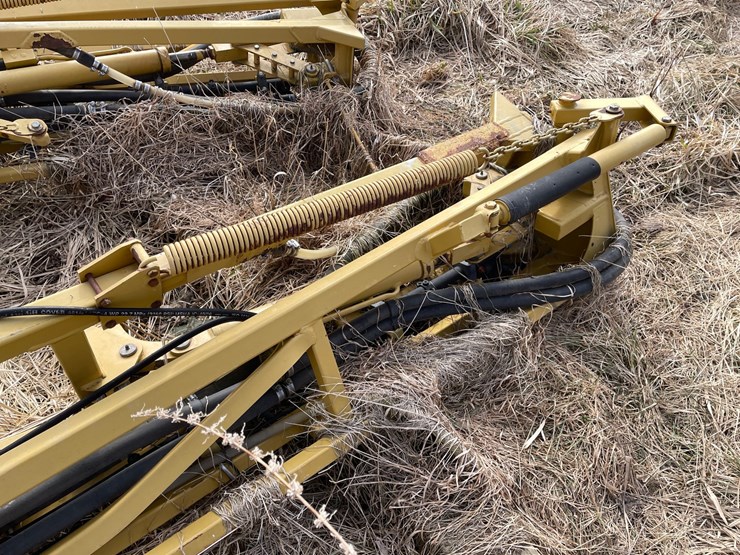 #5515-•-agco-rogator-u1264c-ag-chem-sprayer-image-60