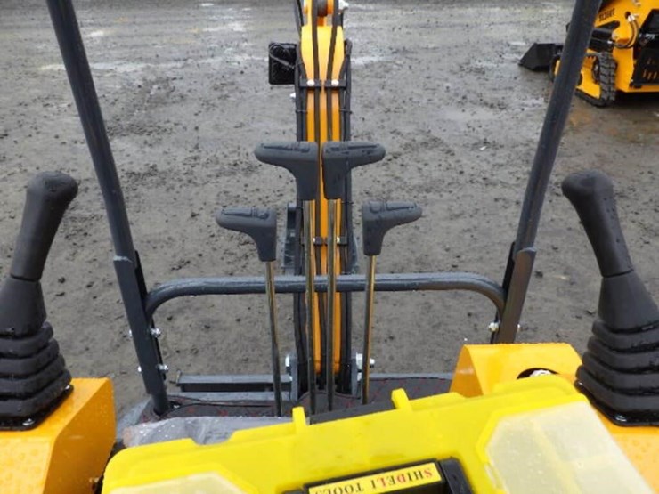 2026-vicsec-15-hydraulic-excavator-image-22