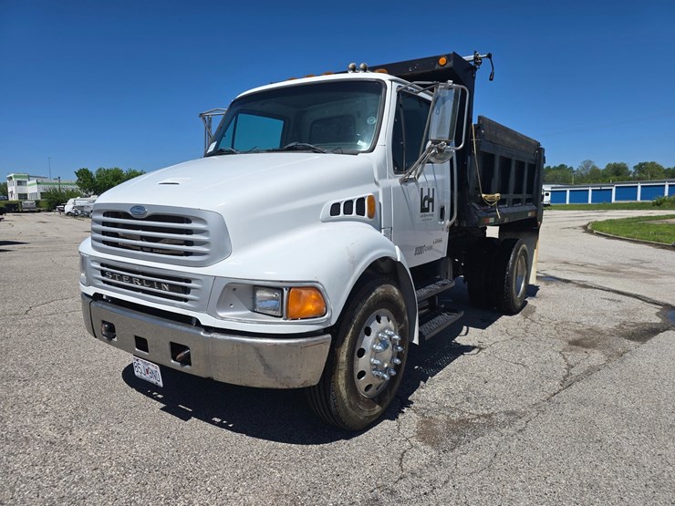 2009-sterling-acterra-image-1