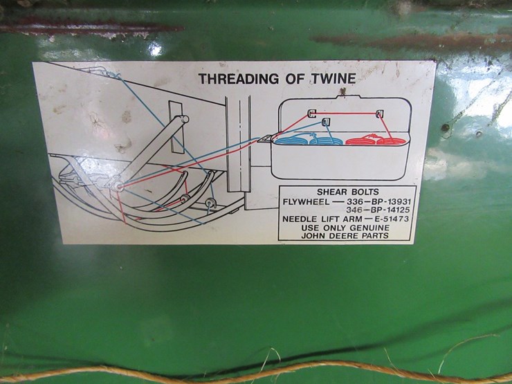 john-deere-336-image-16