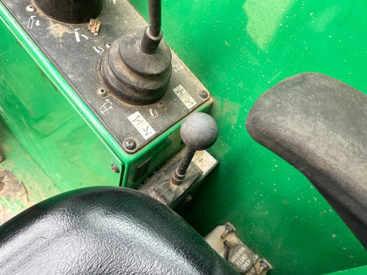 2014-sky-trak-6042-image-62