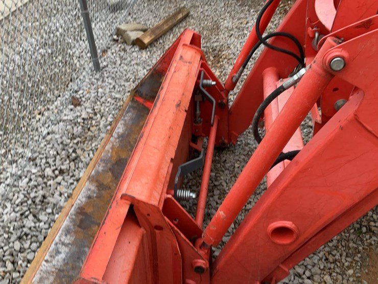 2021-kubota-l2501-image-25