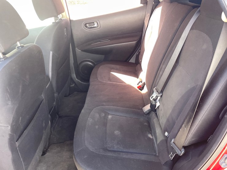 2015-nissan-rogue-image-51