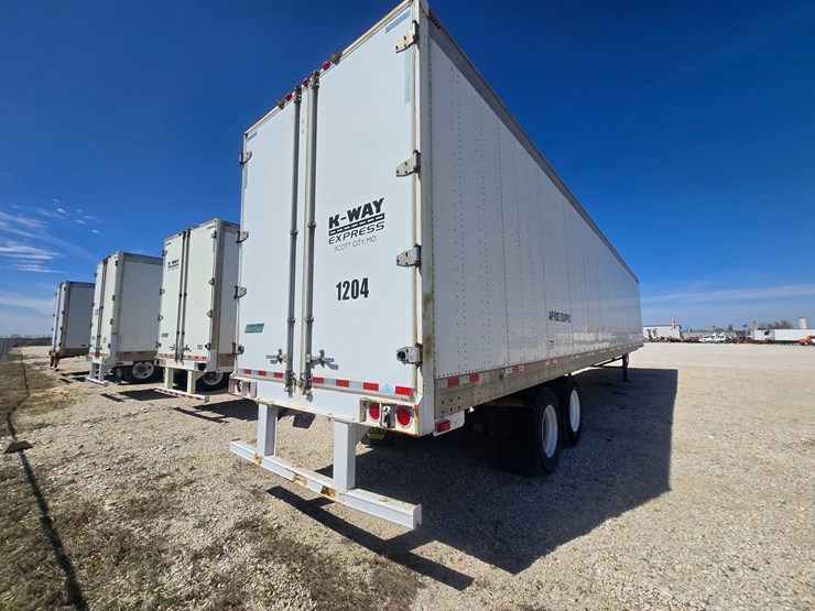 2012-great-dane-van-trailer-image-17