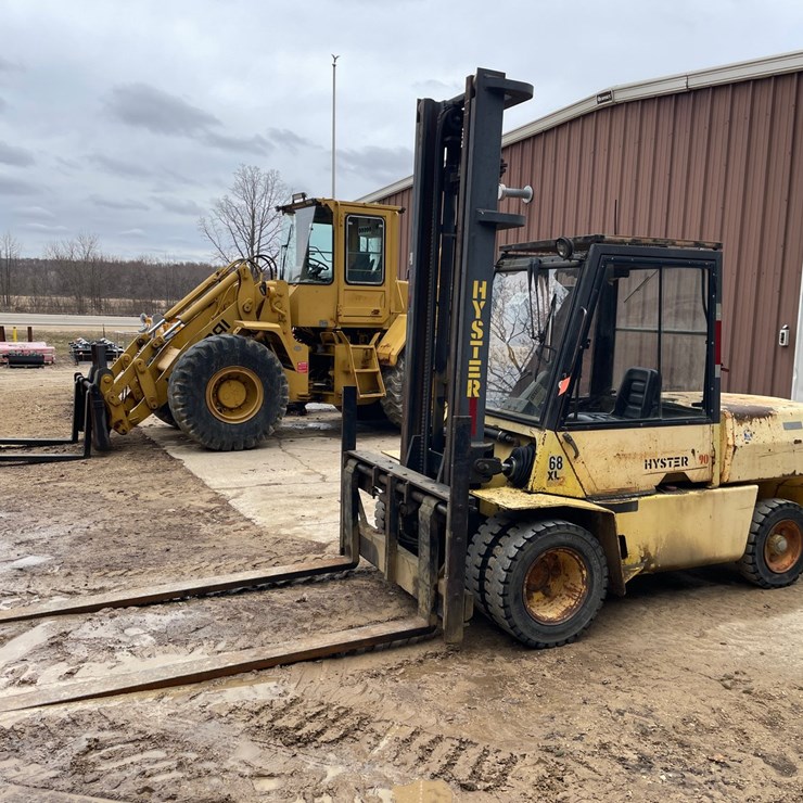#7518 • Hyster X110XL Forklift