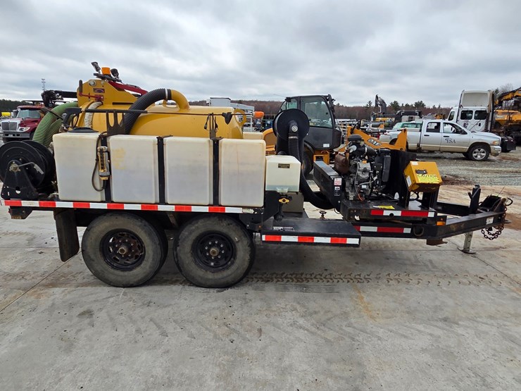 2019-massey-ferguson-8-image-6