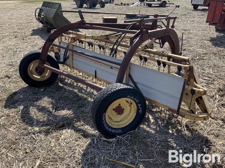 new-holland-256-image-5