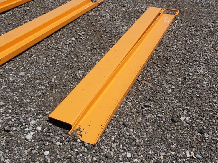 #1436-•-unused-wolverine-skid-steer-pallet-forks-extensions-image-2