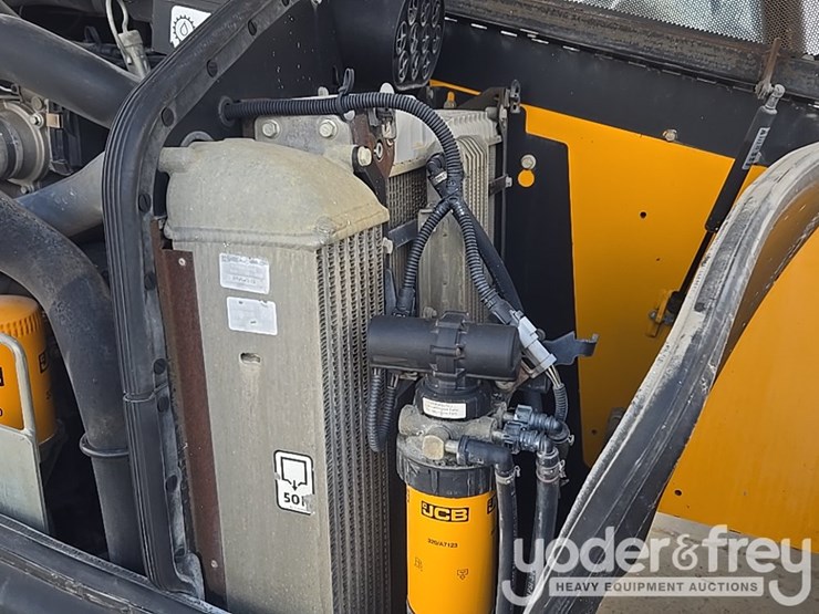 2017-jcb-510-56-image-57