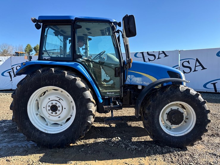 new-holland-t5070-image-6