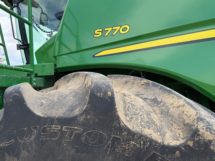 2018-john-deere-s770-image-8