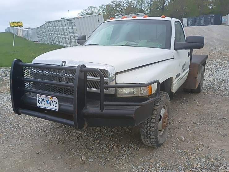 2000-dodge-ram-3500-image-16