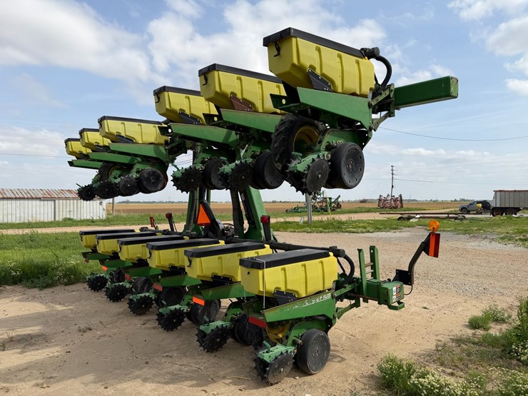 john-deere-1720-image-3