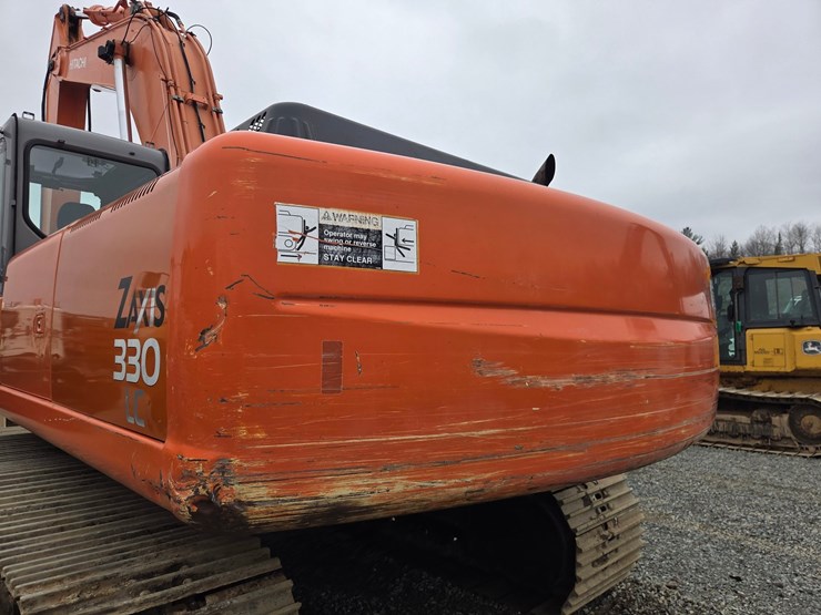 hitachi-zx330-lc-image-36