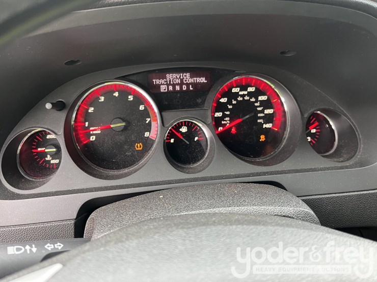 2012-gmc-acadia-image-18