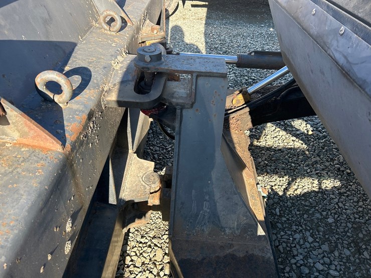 caterpillar-ch75-image-13