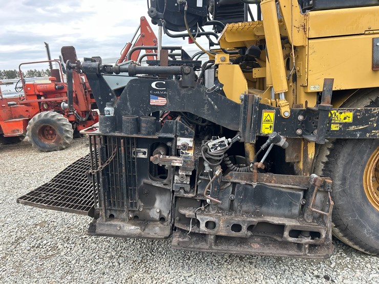 caterpillar-ap-600d-image-23