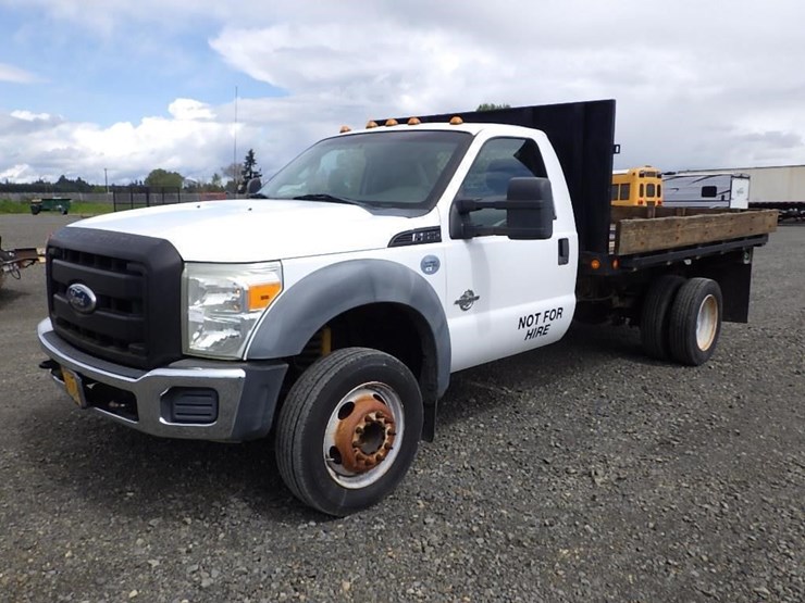 2011-ford-f550-image-1