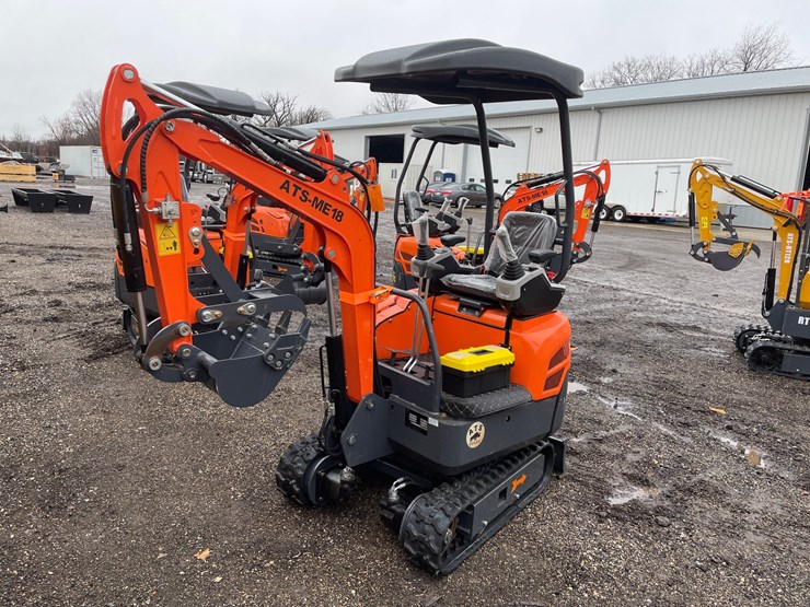 #3295-•-2026-ats-me18-mini-excavator-image-1