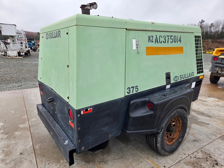 john-deere-4045hf285-image-5