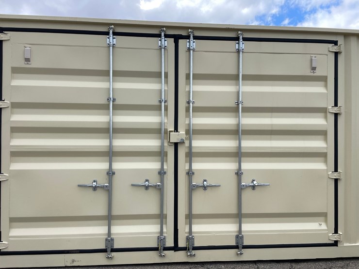 #1472-•-40'-high-cube-multi-door-container-image-5