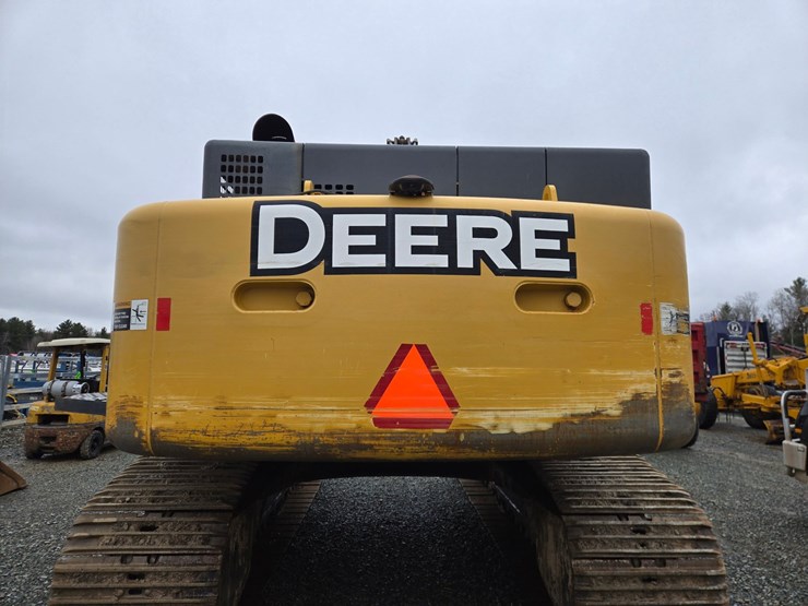 deere-470g-lc-image-33
