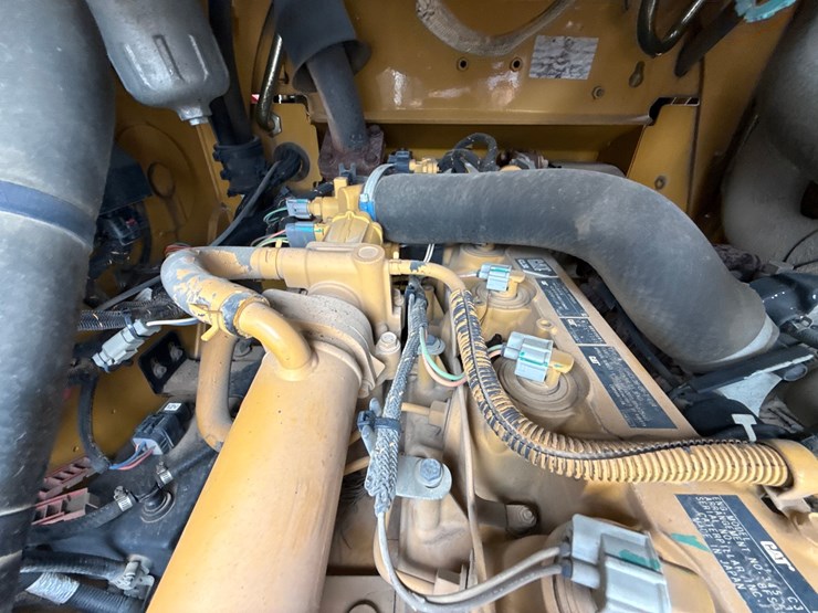 2017-caterpillar-279d-image-30