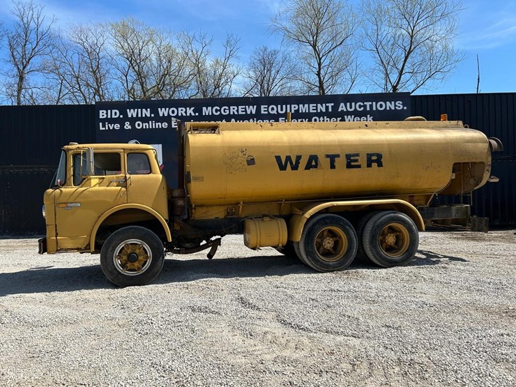 1983-caterpillar-3208-image-1