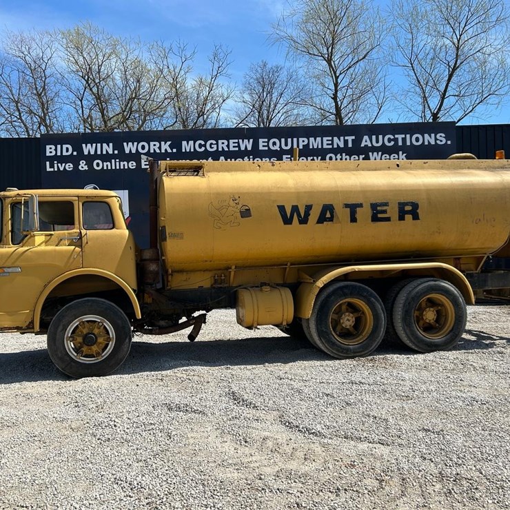 1983 CATERPILLAR 3208