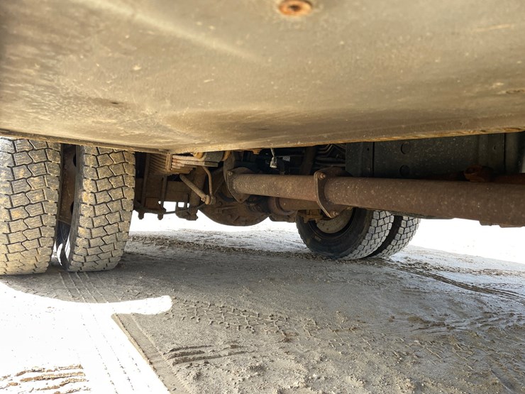 2011-ford-f550-image-66