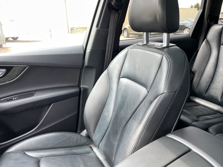 2018-audi-q7-image-46