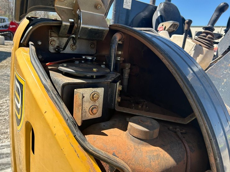 2015-deere-50g-image-14