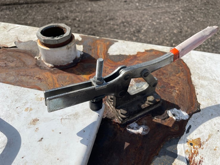 #3346-•-(2)-jacket-polyurethane-tanks-image-4